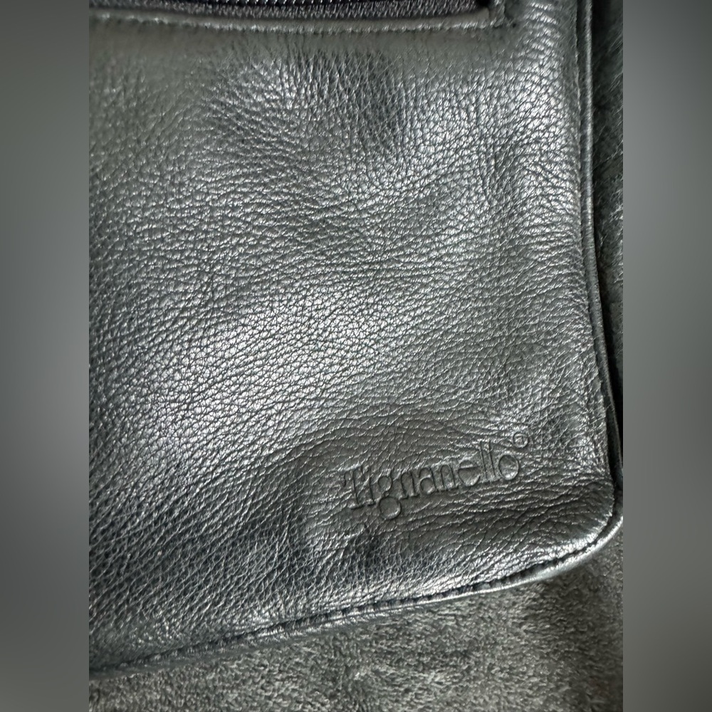 Tignanello Black Leather Crossbody Organizer Bag - Picture 5 of 11